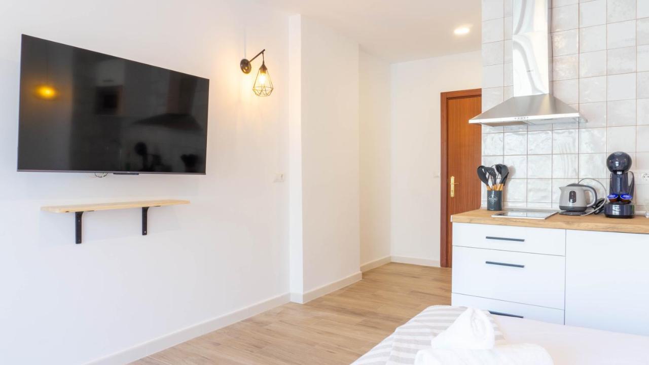 Apartment Carihuela Beach Malaga Torremolinos Ngoại thất bức ảnh