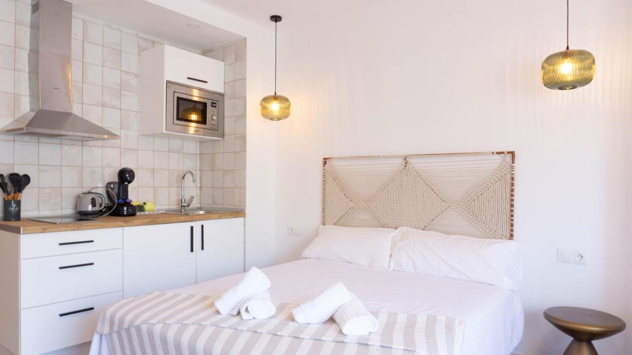 Apartment Carihuela Beach Malaga Torremolinos Ngoại thất bức ảnh