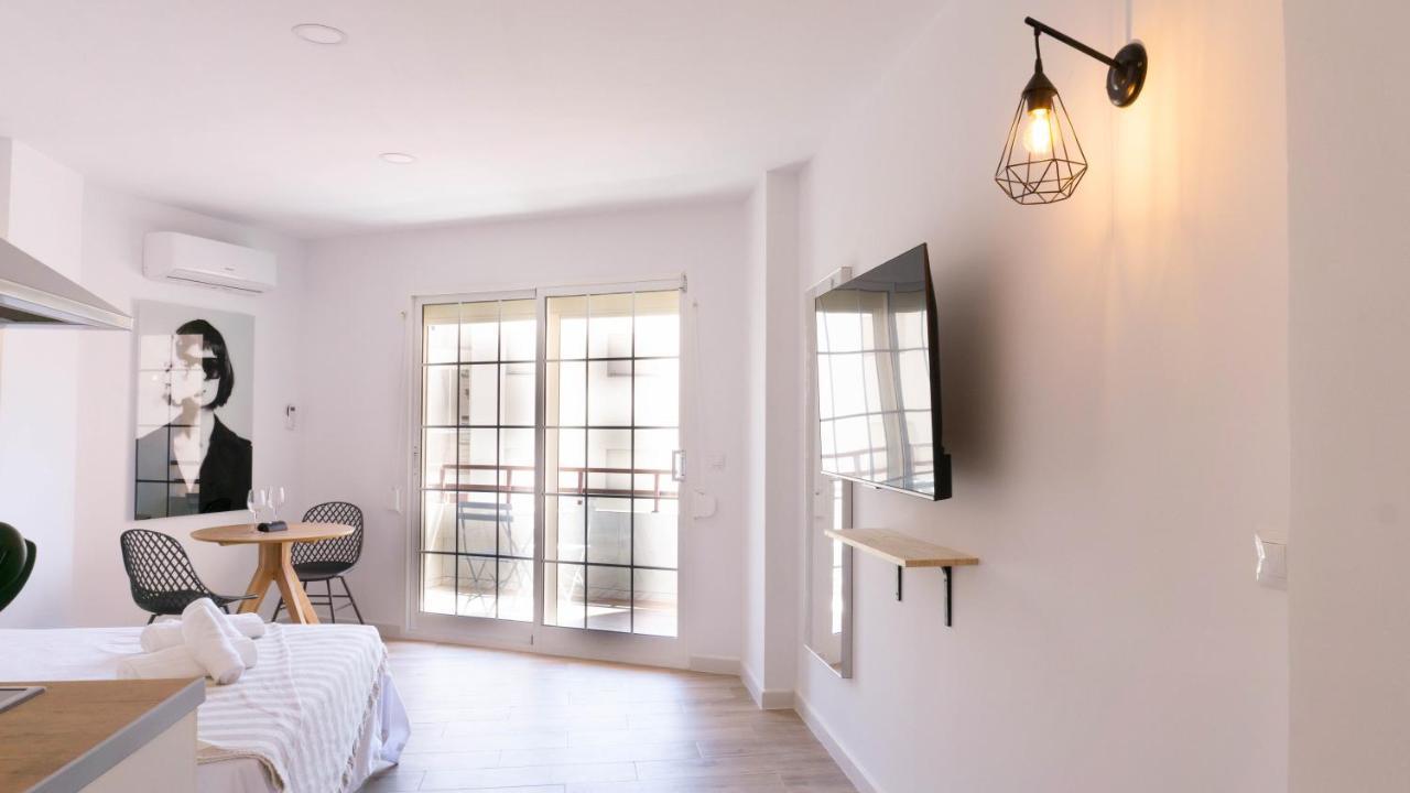 Apartment Carihuela Beach Malaga Torremolinos Ngoại thất bức ảnh